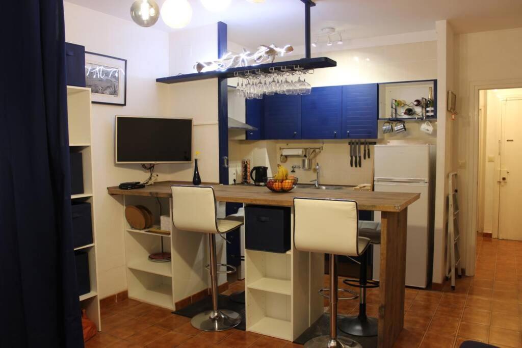 Luxury 4 Bed Apartment On Coastal Footpath At Cap Ras Llança Εξωτερικό φωτογραφία